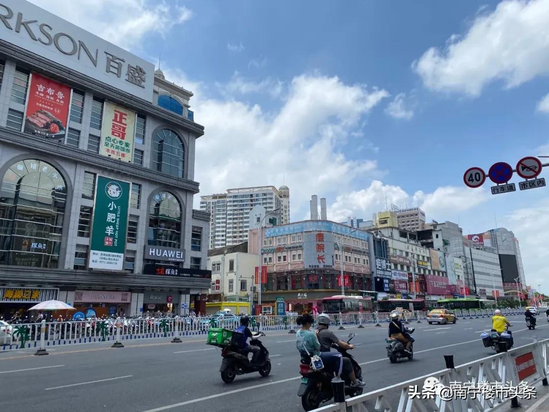 lv再次回归入驻南宁万象城,lv和万象城哪个好