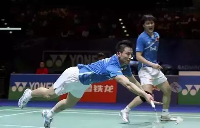 双打怎么打爆对手,双打怎么打才不会坑队友