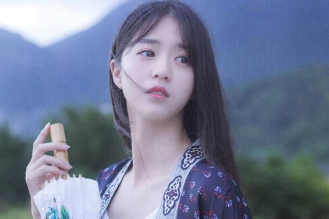 哪种额头不适合露出来,脸窄适合露额头