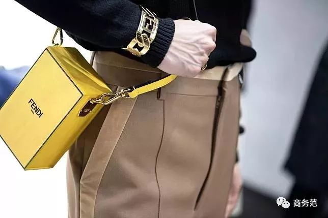 2024年流行什么男包,现在最流行什么男包