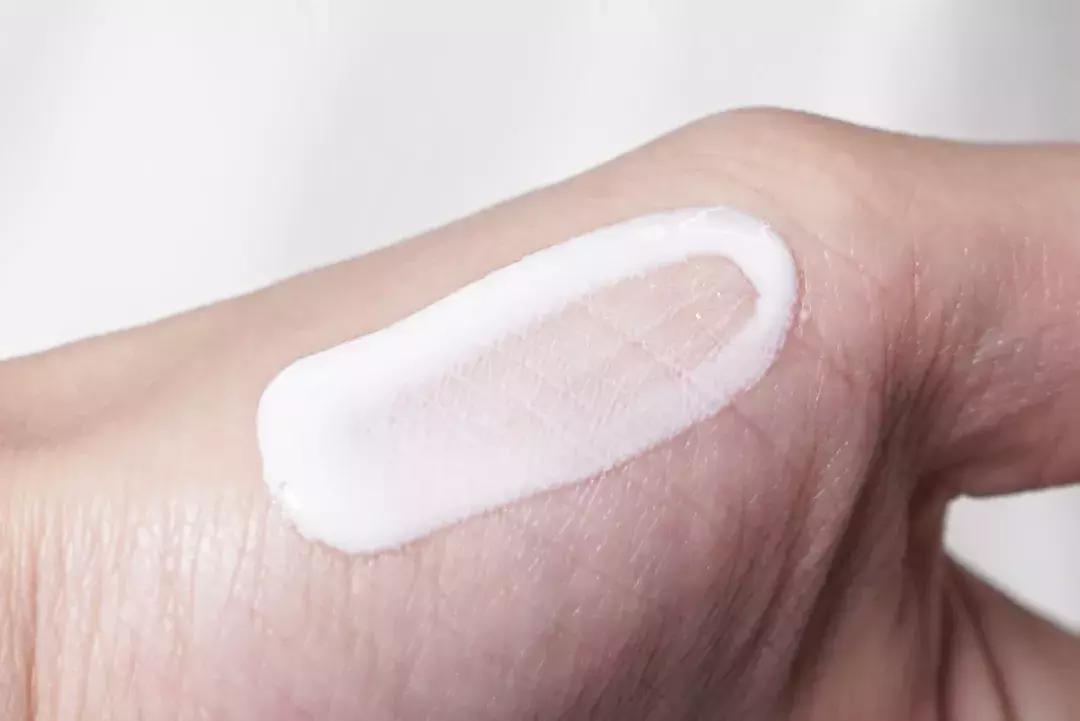 测评网红防晒霜哪款最好用,网红小白瓶防晒霜