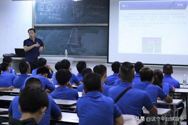 中超裁判王竞3次诡异判罚,中超五大争议判罚