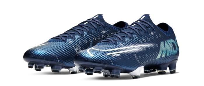 彪马足球鞋和耐克足球鞋哪个好,耐克足球鞋鬼牌系列足球鞋