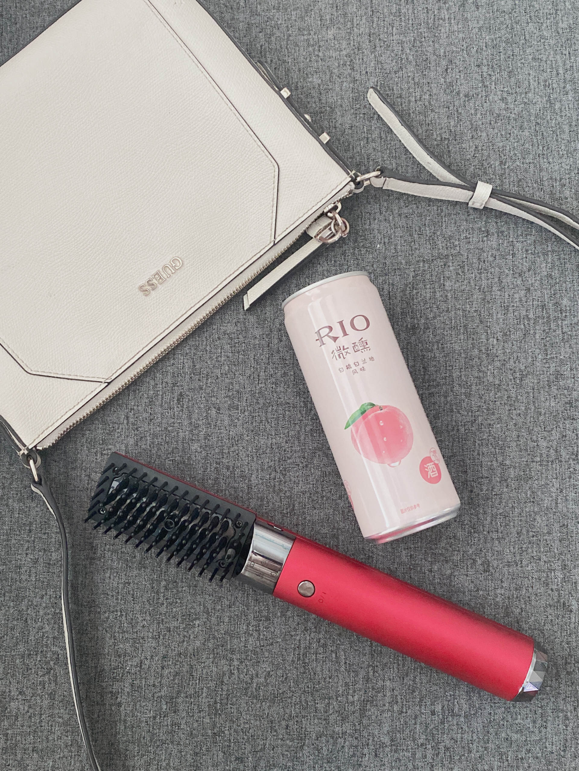 美发滚梳造型十大手法 (花样梳头法)