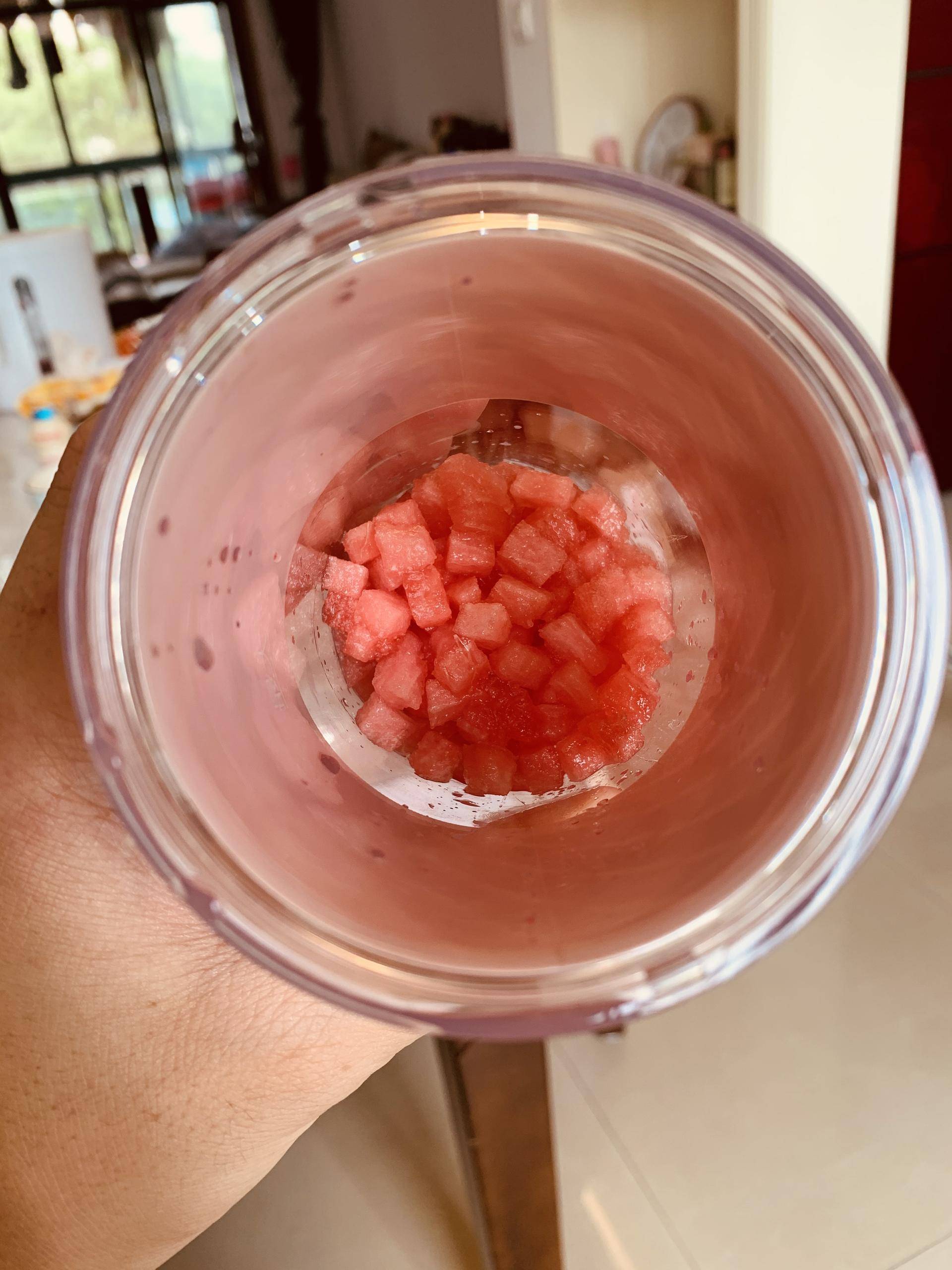 美美的夏日，美美的果汁，美美的你——库比便携果汁杯简评