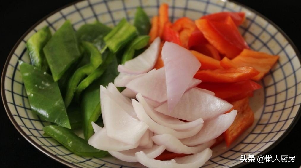 鸡胸肉怎么打汁吃最减肥,手撕鸡胸肉不柴的方法