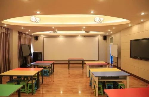 石笋街小学有几个校区,石笋街小学