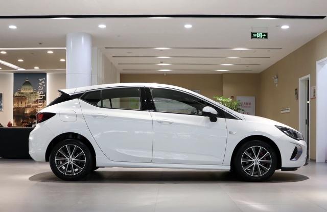 两厢公认十大良心车别克,别克两厢车型油耗多少