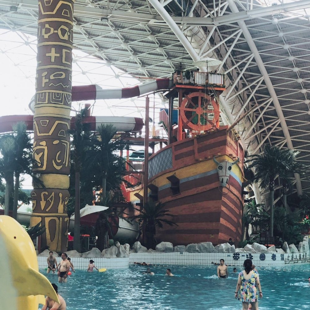 天山海世界水公园,天山海世界室内四季恒温戏水乐园