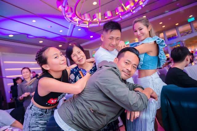 从隔空对骂到抢先生子，洗米嫂留住了人，史上最嚣张小三拿到了钱