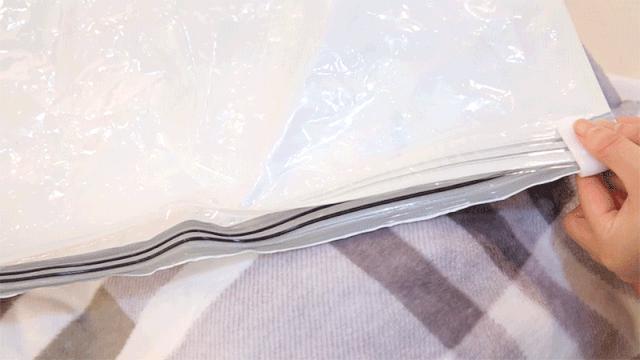 真空压缩收纳袋快速打开,收纳神器真空压缩袋换季轻松收纳