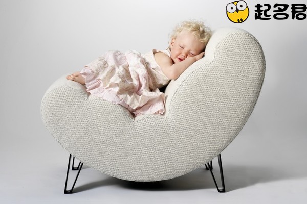 2018年女孩子名字好听文雅单字的 (女孩起名用的名字大全洋气两个字)