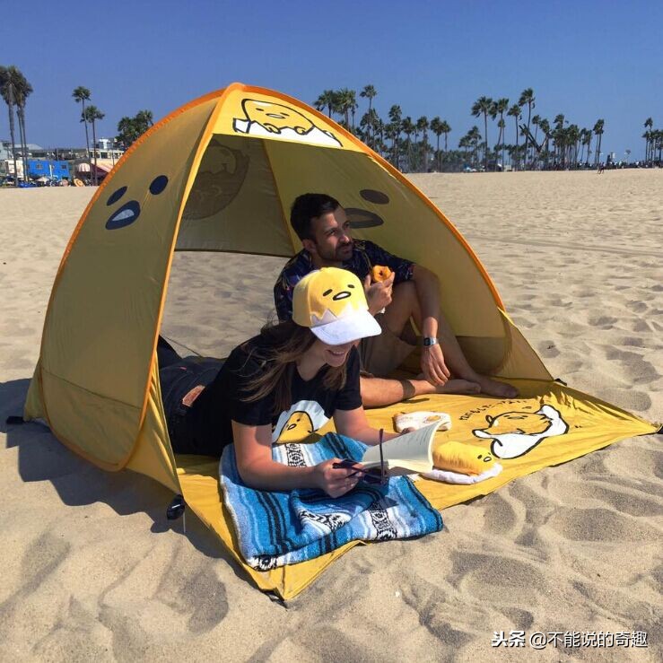 在万物皆可萌化的日本，这只黄色懒蛋蛋因为“懒惰”成表情界新宠