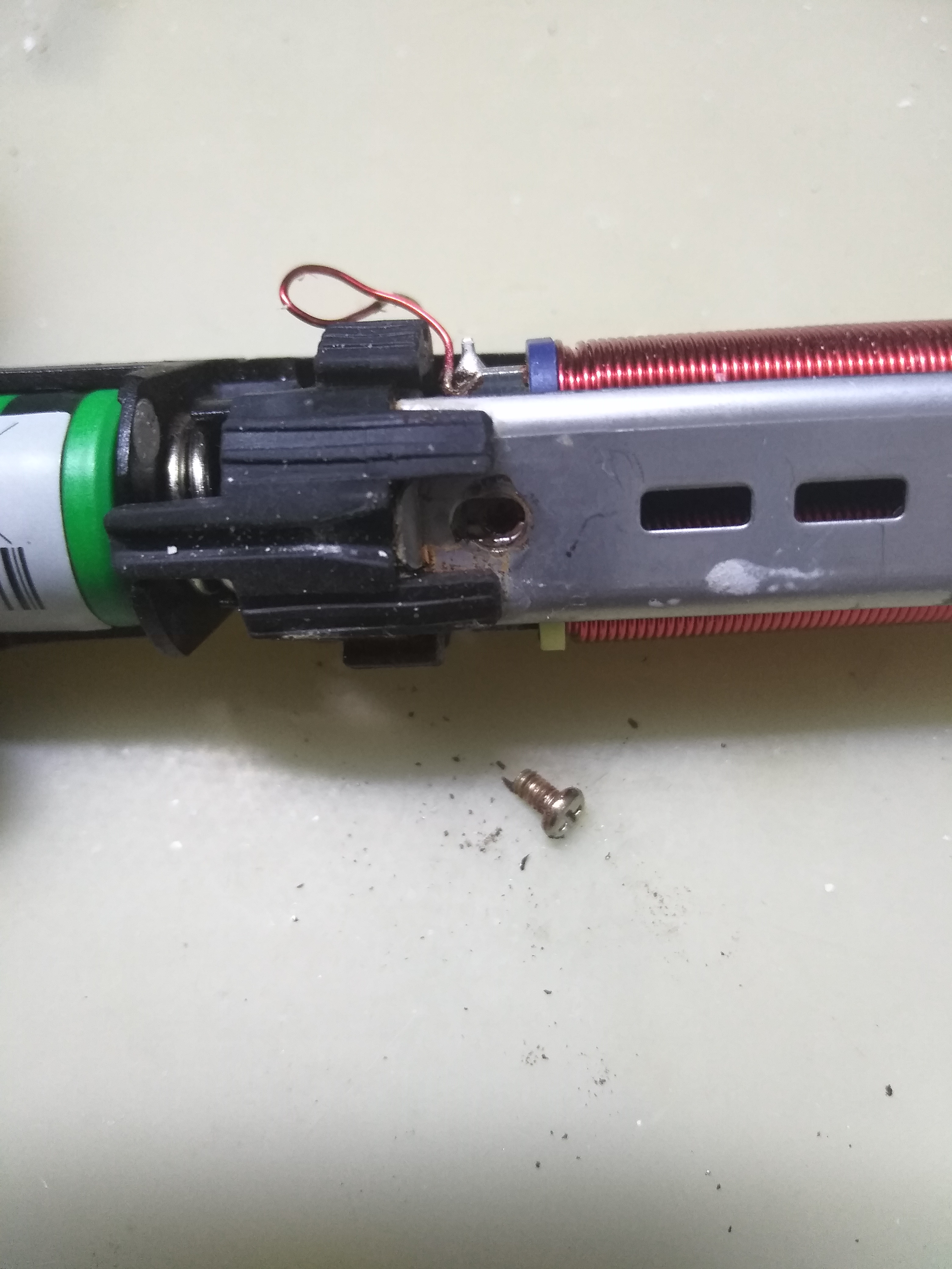 飞利浦电动牙刷6731维修,飞利浦hx99电动牙刷坏了怎么处理