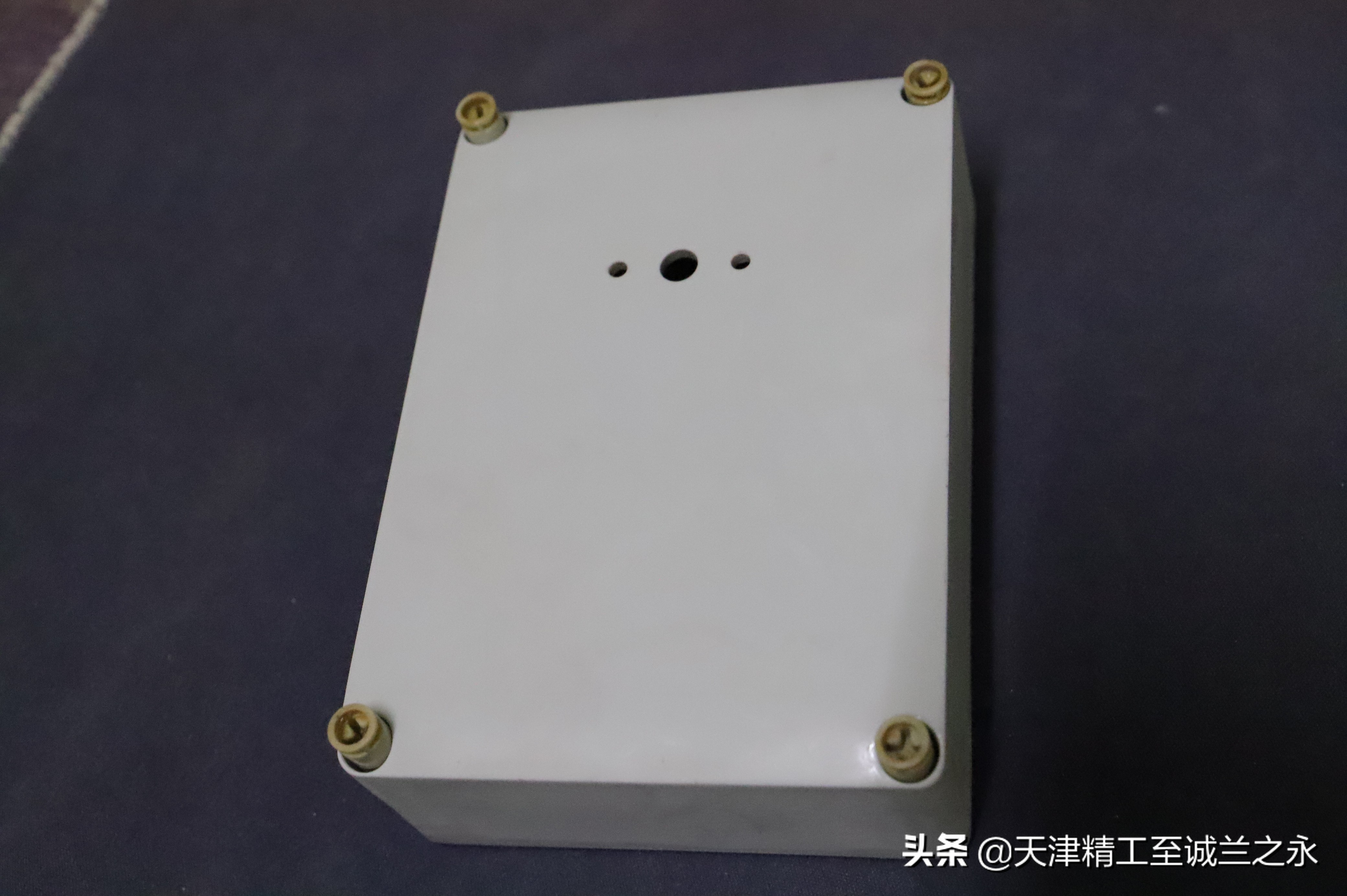 汽车喷漆工的信仰级工具翻新：瑞典IRT-300烤漆灯