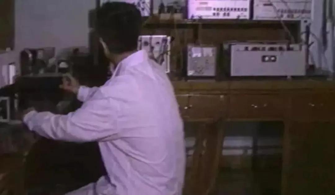 中国芯创始人,笨小孩如何逆袭成博士