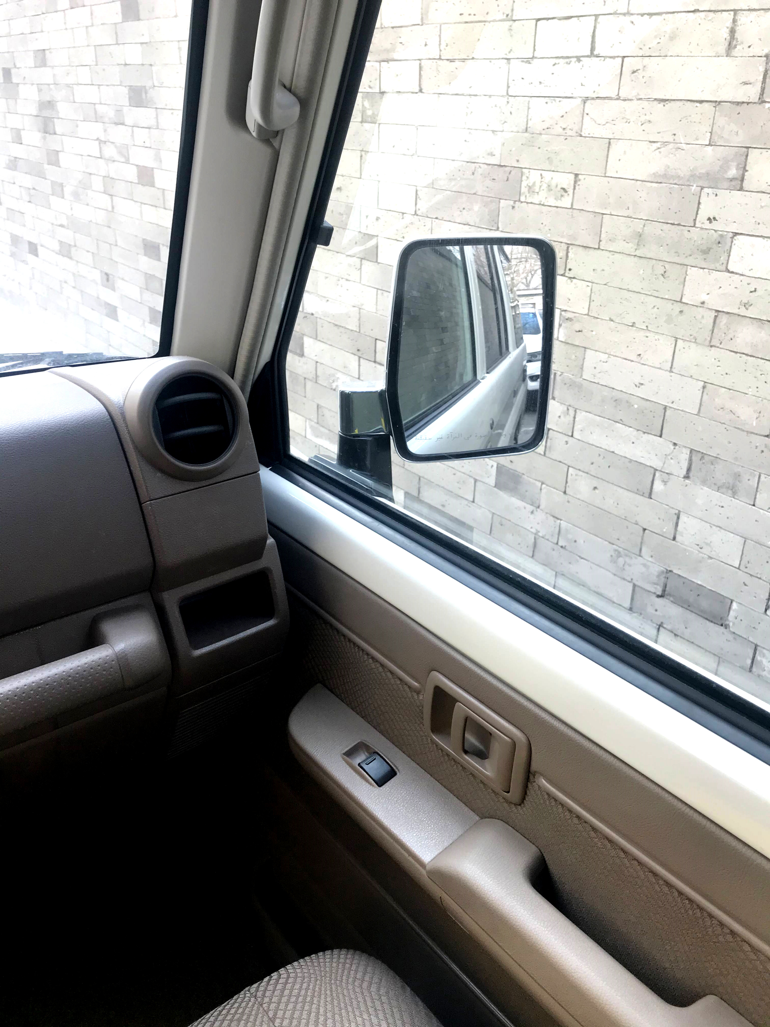 全新陆巡5.7试驾,陆巡v6版测评