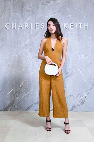 适合40-50岁的小ck包,几款小ck好看包