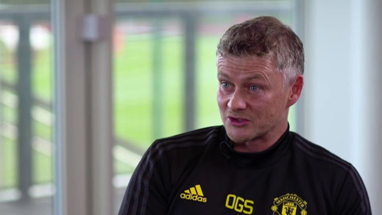 内维尔采访索尔斯克亚,内维尔采访弗格森