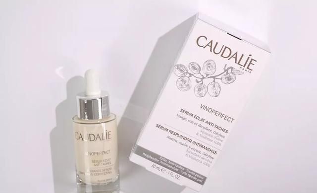 「评测」这7支美白精华,满足了敏感肌的我对提亮淡斑的所有幻想