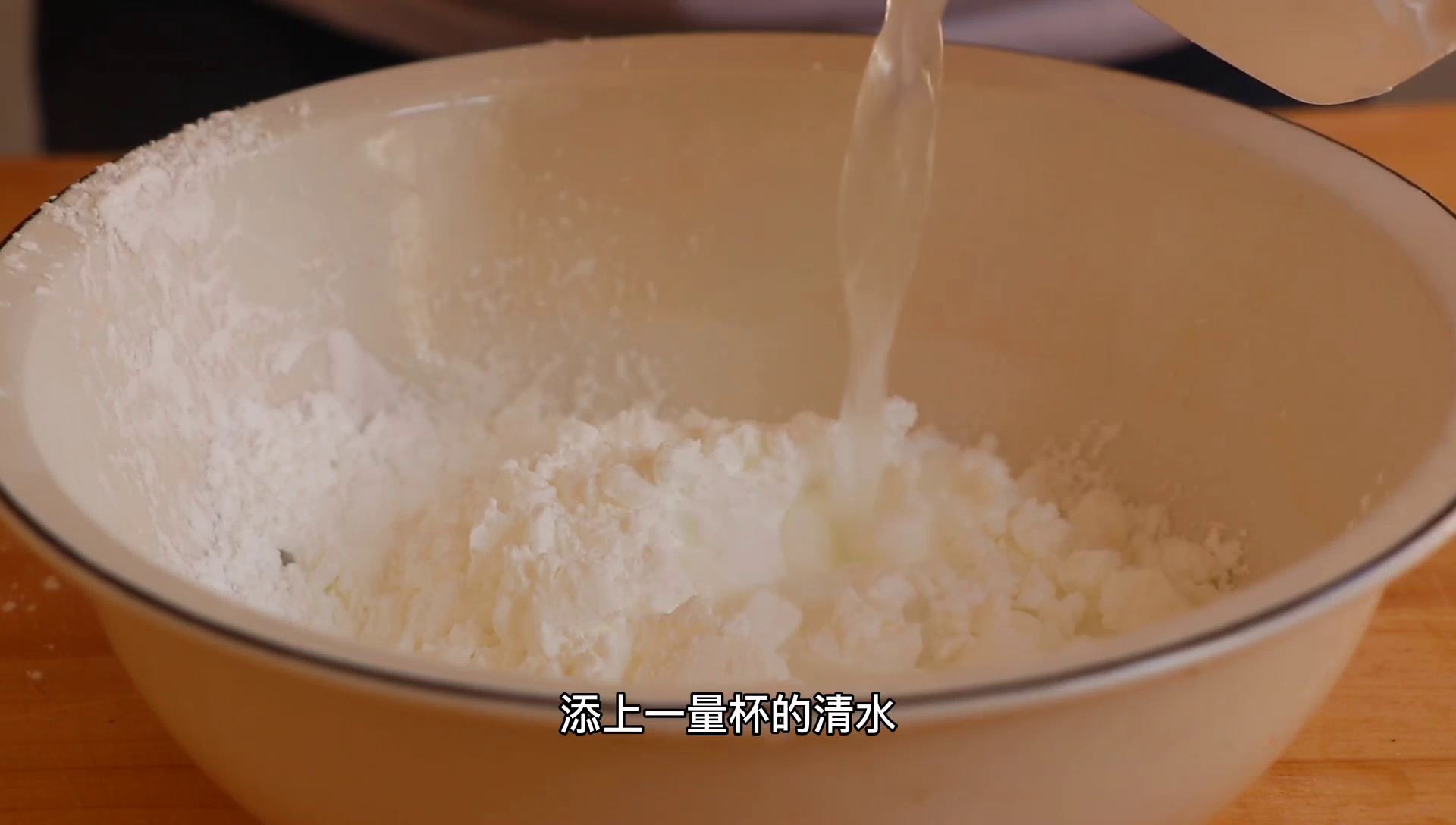 教你做凉粉的配方和技巧,在家自制凉粉嫩滑有弹性太好吃了