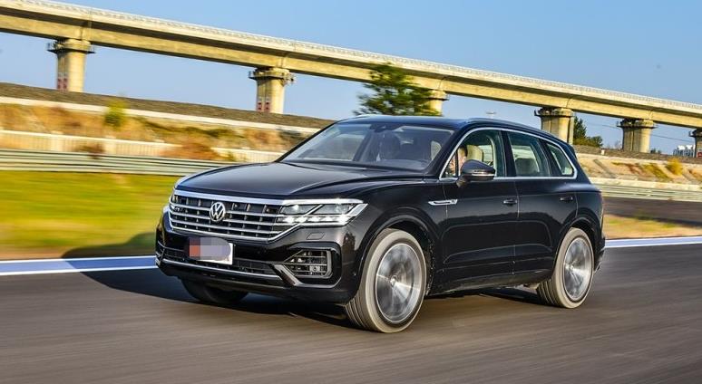 开完宝马x5再换大众途锐,开完宝马x5再换到保时捷