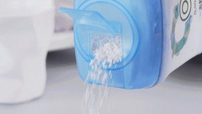 发黄的衣服怎么洗掉,潮湿发黄的衣服还能洗干净吗