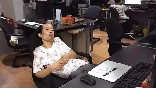 00后毕业生低情商辞职信火了,00后的辞职信真敢这么硬气