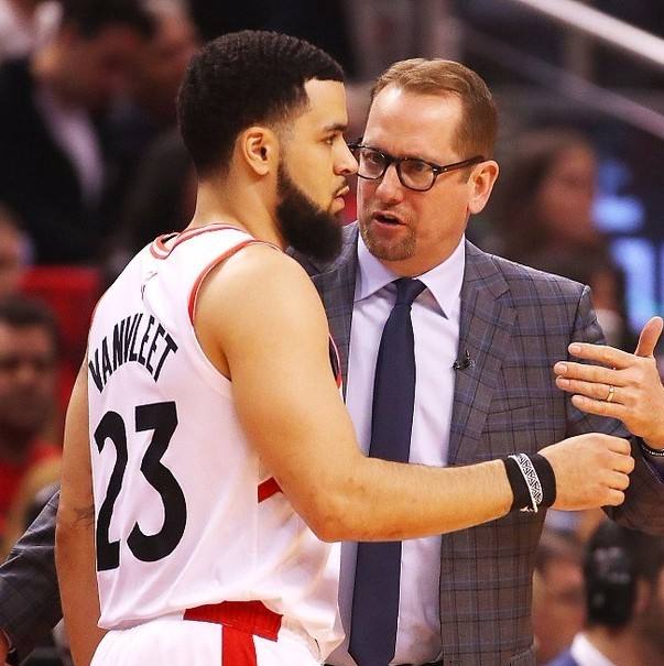 面瘫的真实故事视频,小孩面瘫患者的亲身经历