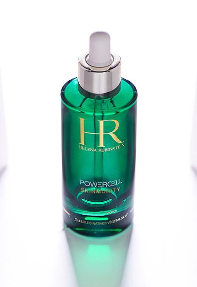 最近吴昕晒出一款的化妆水,吴昕推荐30岁的护肤