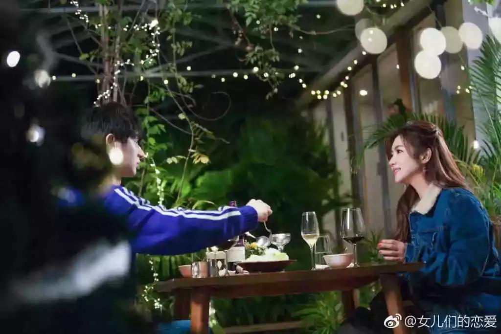 任家萱张轩睿甜蜜拥吻,任家萱张轩睿甜蜜视频