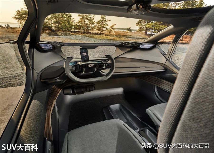 奥迪也发“硬派越野车”,透明座舱+500公里续航,还有无人机引路