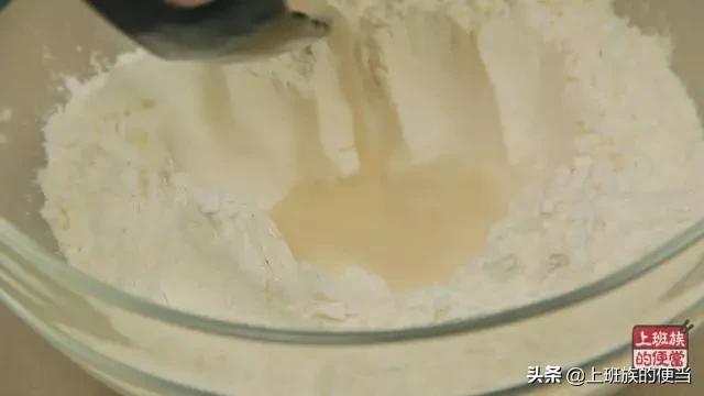 煎饼的做法不卷菜,煎饼该怎么做好吃又简单