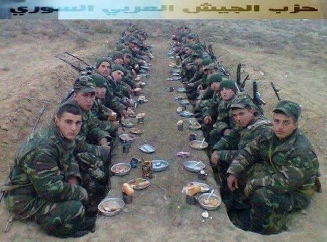 待遇比不上其他武装，只能强制征兵，叙军抓捕6名拒服兵役男青年