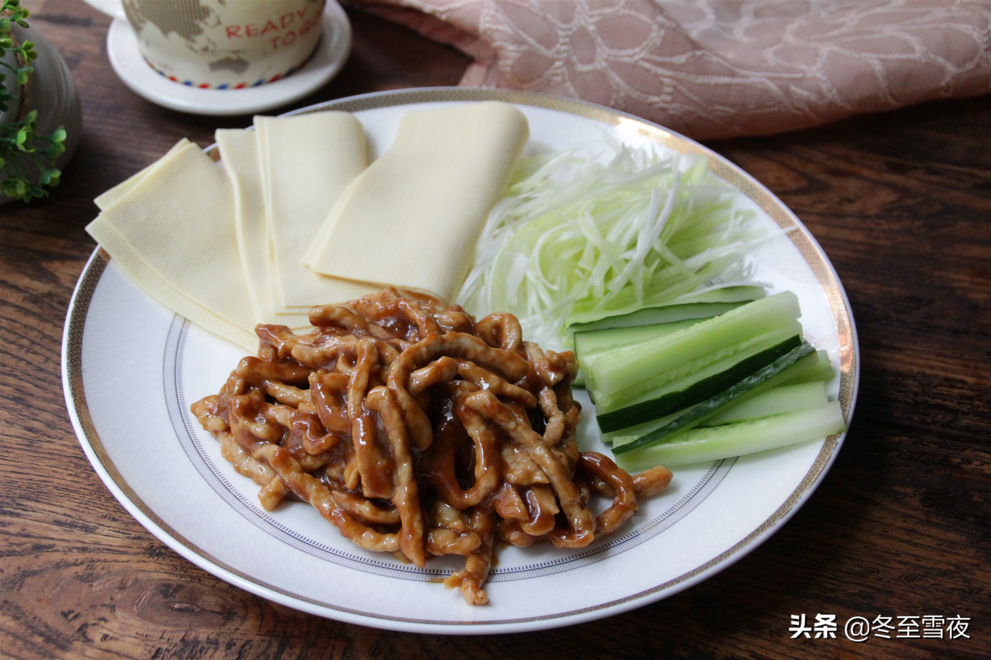 凉菜做法简单容易学，分享15道凉菜做法，过年餐桌上非常受欢迎