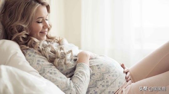 羊水过多及羊水过少的判定标准,羊水少多喝水可以补羊水吗