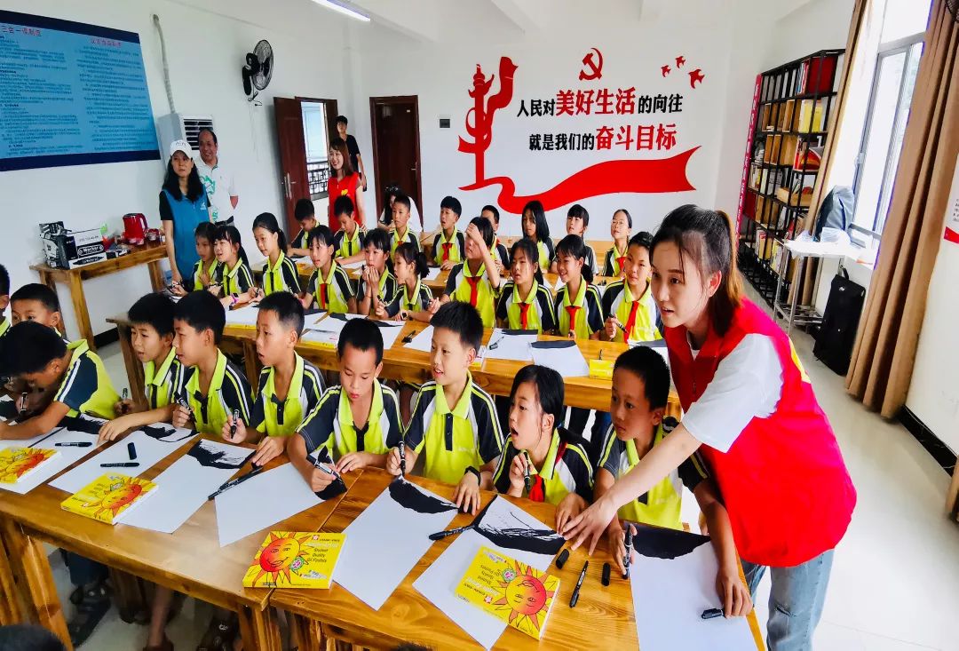 送教下乡绘画,送文化下乡绘画