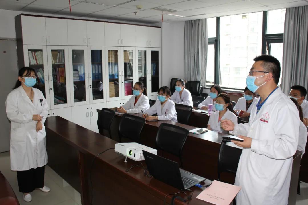 西安中医院老年病科名医,医者仁心护佑老年健康