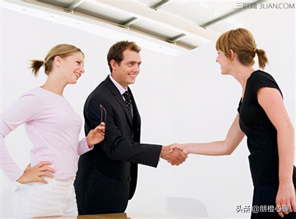 容易轻信他人是什么原因,特别容易轻信他人的话