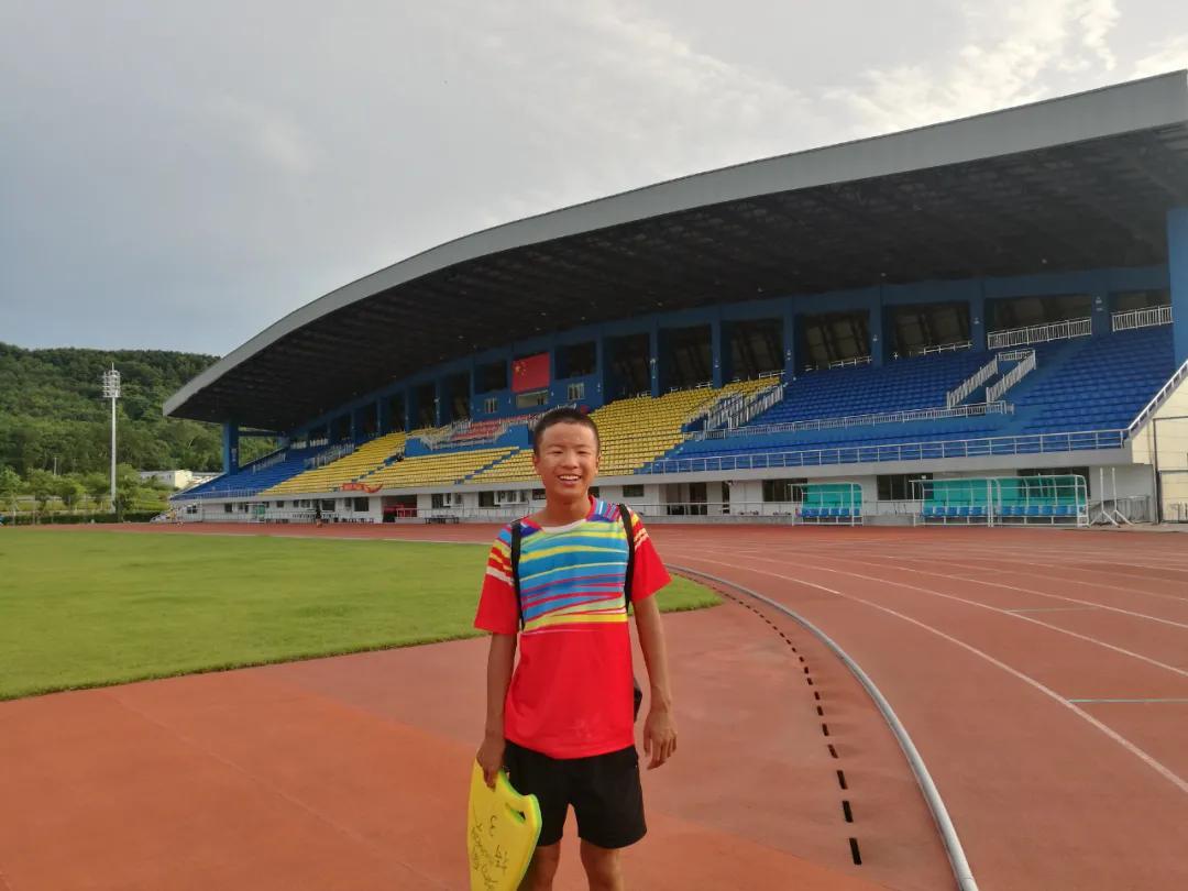 我带着自闭症儿子逃离康复机构，10年后他成了全国冠军