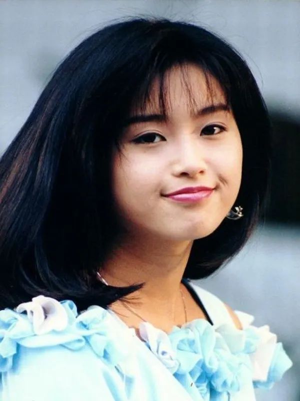 酒井法子现场直播视频,酒井法子复出艰难