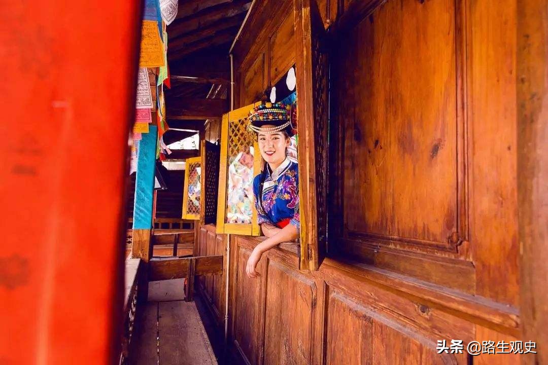 摩梭人的走婚历史背景,探秘摩梭人最奇特的的走婚习俗