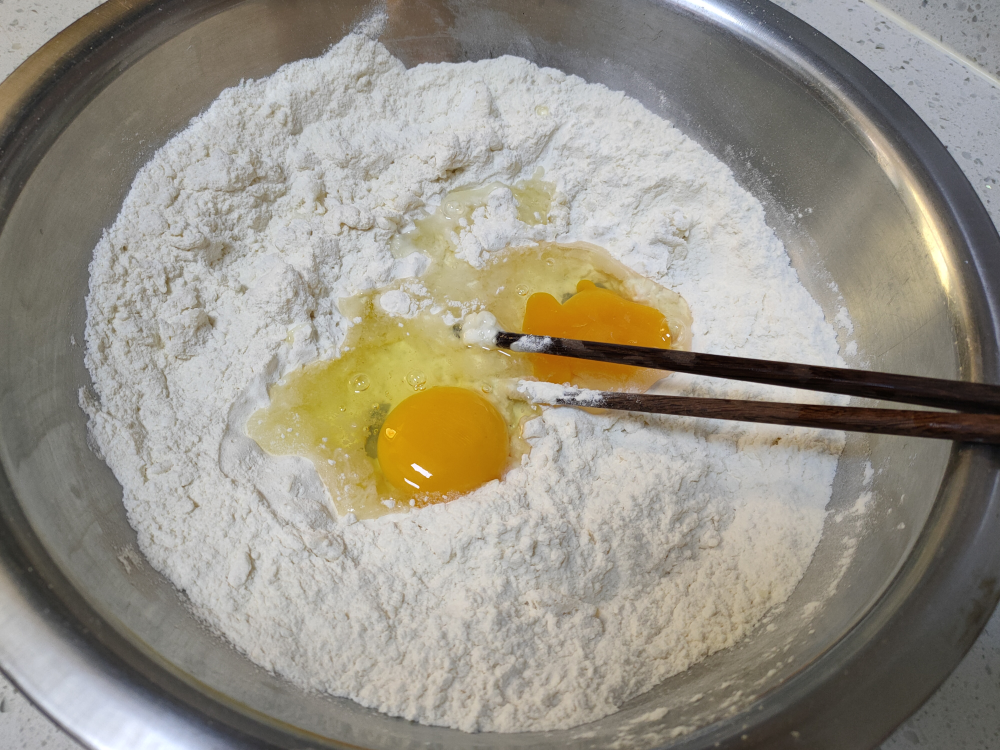 炸麻花放脆皮粉吗,炸麻花加泡打粉吗