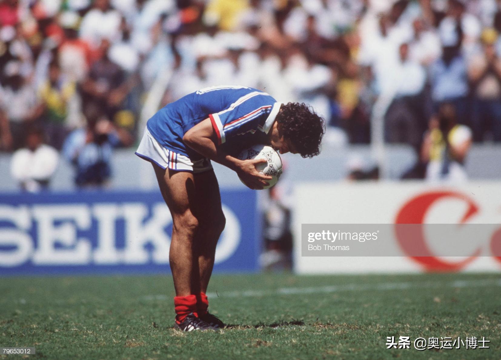 跨越三十年，关公战秦琼！德布劳内PK普拉蒂尼，异同之美皆震撼