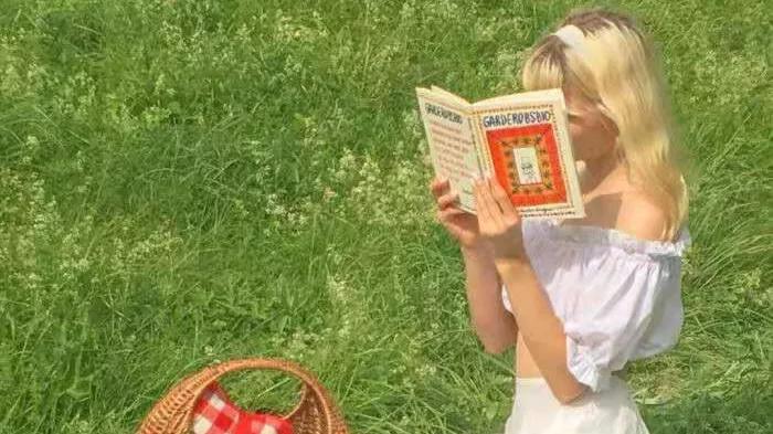 真的很羡慕那些刚谈恋爱的情侣,不要羡慕谈了两三年的情侣