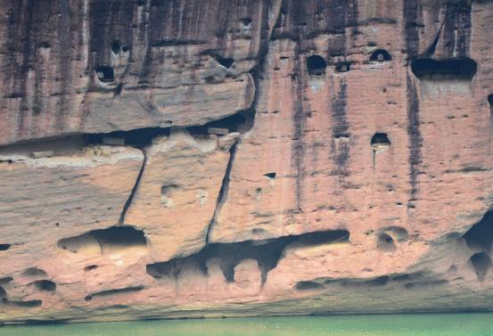 神秘的悬棺里面有什么,悬棺的千古之谜