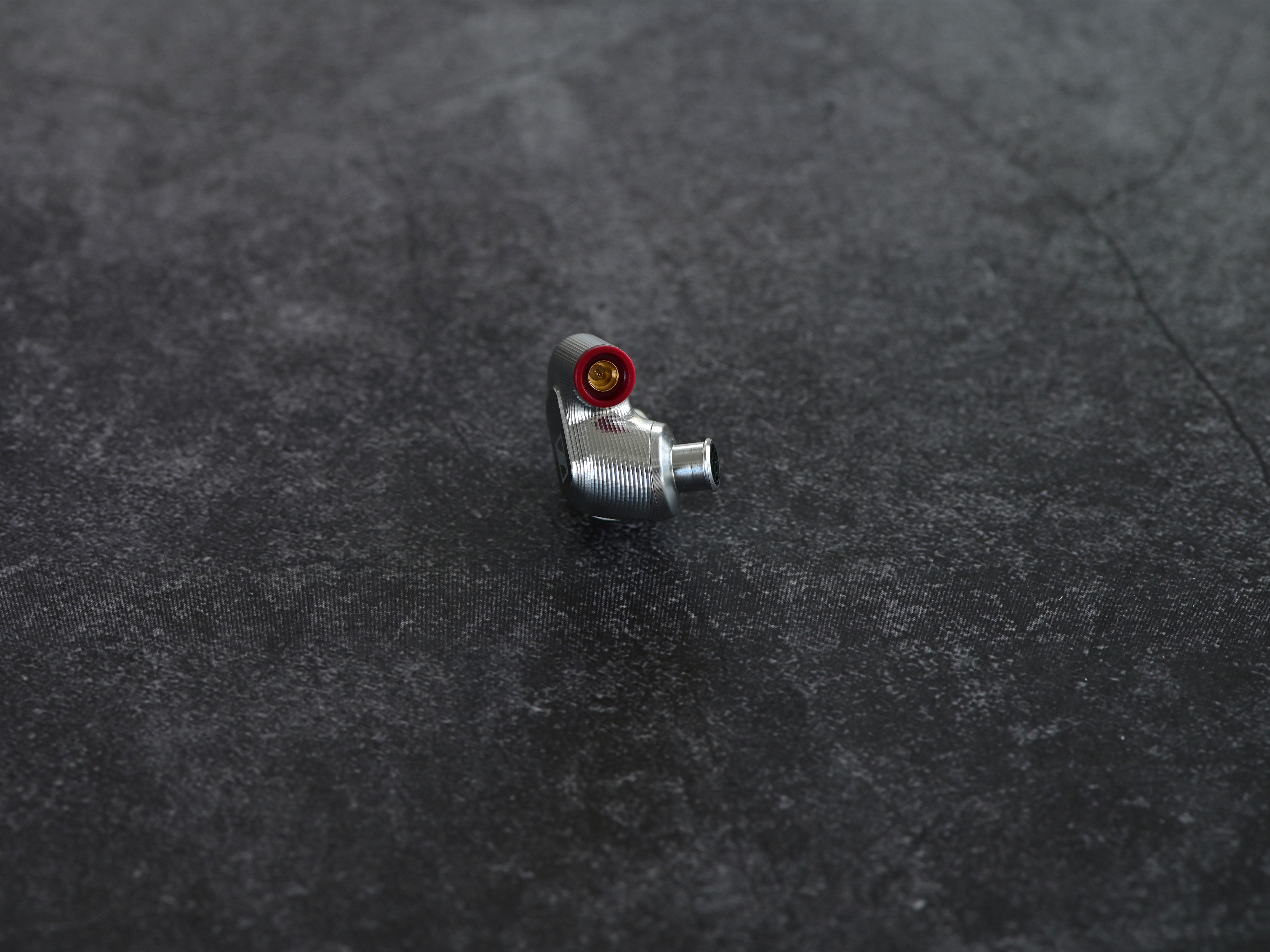 森海塞尔ie900值得买吗,达音科禅与森海塞尔ie900比怎么样