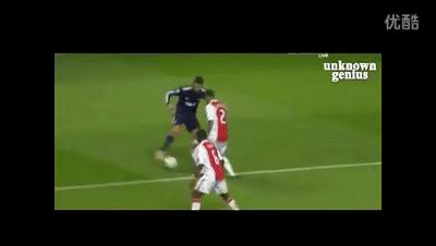 球王也假摔？盘点C罗假摔