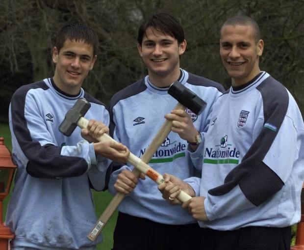 两个女人的战争男人复仇,两个女人的战争小说版