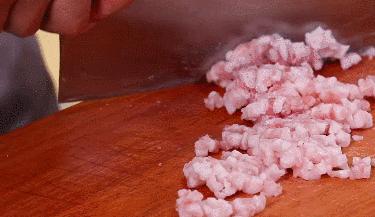 过年老式酥肉丸子的做法,上海大厨最简单的肉丸子怎么做